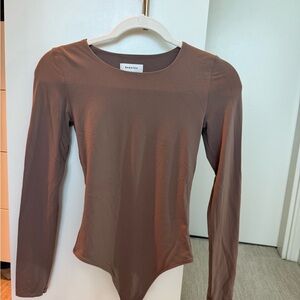Babaton Cocoa Long Sleeve Bodysuit